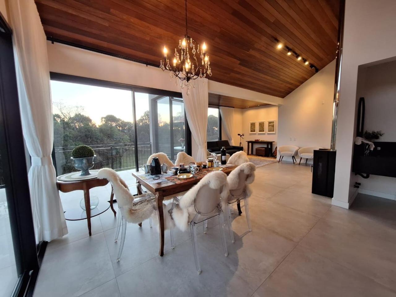 Casa Em Condominio Na Serra Раншу Кеймаду Екстериор снимка